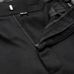 manq Men Black Solid Slim Fit Double Breasted Suit image 4