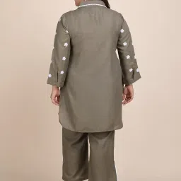 bani women Plus Size Embroidered Co-ord Set with Collared Neck and Side Slit Pants | 2 Pec Out Fit Dress | Outerwear Dress image 1