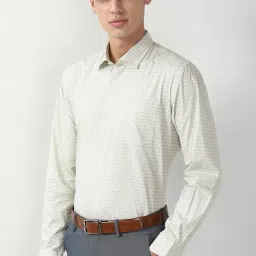 peter england Men Shirt image 1
