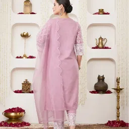 amazon brand - myx Women's Embroidered Cotton Kurta Pant Set with Organza Dupatta image 1