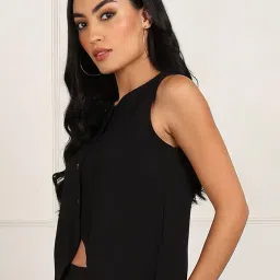 fashfun clothing Fashfun Women's Red Texture Crop Waist-Coat image 2