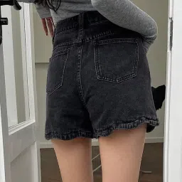 chalodia Women's High-Waisted Denim Shorts with Pockets and Button Fly image 3