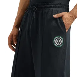 united colors of benetton Solid Oversized Fit Shorts image 4
