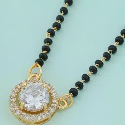 wynona Short Mangalsutra for Women | 18 Inch American Diamond Chain | Black Beaded Traditional Design image 3