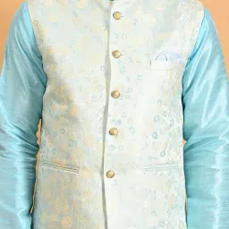 uri and mackenzie Men's Silk Blend Kurta Pajama with Designer Ethnic Nehru Jacket/Modi Jacket image 4