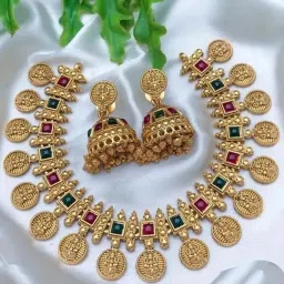 fashion frill Necklace Set for Women | Pearl and Gold Plated Temple Jewellery Set | Traditional image 3
