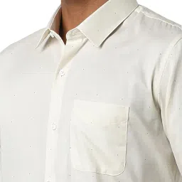 peter england Men's Solid Slim Fit Shirt image 4