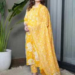 arayna Women's Pure Cotton Floral Printed Kurta Set with Pants & Dupatta – Ethnic Wear for Festive & Casual Occasions image 2