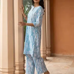 fiorra Women's Cotton Straight Kurta Set image 2