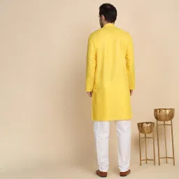 kraft india Men's Cotton Solid Kurta With Drawstring Pyjama Set image 1