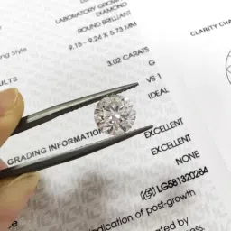 cuonna gems gallery सिंथेटिक हीरा स्टोन Real Lab Created Hira Ratan Stones 2 Carat Lab Grown Diamond Original Certified लैब ग्रोन डायमंड स्टोन Man Made Diamond Cvd Heera Ratna मानव निर्मित हीरा रत्न image 3