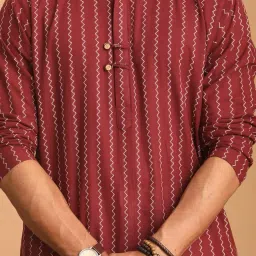 shvaas by vastramay Men's Maroon And White Cotton Kurta Pyjama Set-AA172 image 4