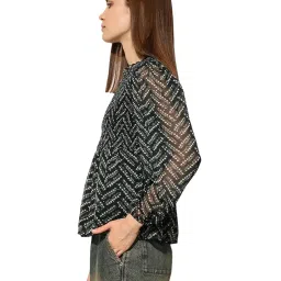 only Women's Regular Fit T-Shirt image 4