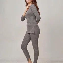 revexo Ladies Thermal Inner wear Set for Winter Sleeves Top and Trouser/Female Thermal/Ladies Thermal Set. image 2