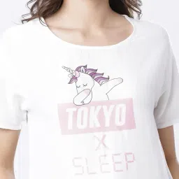 tokyo talkies Women's Relaxed Fit Tops image 4