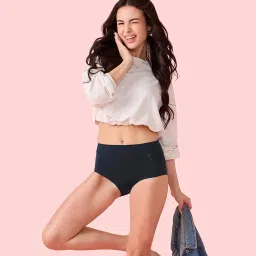 enamor Women's Cotton Blend Classic Solid Briefs image 1