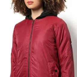 campus sutra Women's Zip-Front Bomber Jacket With Contrast Hood For Casual Wear | Hooded Neck | Long Sleeve | Zipper Closure | Polyester Jacket Crafted With Comfort Fit For Everyday Wear image 3