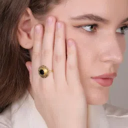 dua Black Onyx Adjustable Round Ring – 18kt Gold Plated Brass for Women image 3