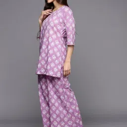 libas Women's Printed Cotton Relaxed Night Suit image 2
