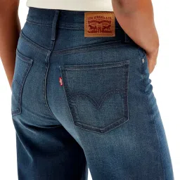 levi's Women's High Rise Wide Leg Jeans image 2