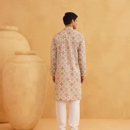 sojanya (Since 1958, Men's Silk Blend Grey Kurta Pyjama & Silk Blend Jacket Combo image 3