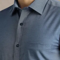 louis philippe Men's Easy to Iron Premium Cotton Wrinkle Resistant Regular Fit Solid Half Sleeve Formal Shirt image 3