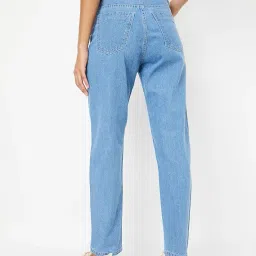 max Women's Regular Jeans image 2