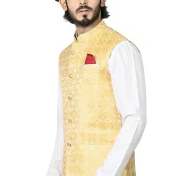 doorzi Men's Brocade Self-Textured Nehru Jacket image 2