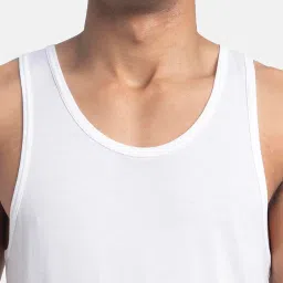 jockey LM04 Men's Bamboo and Tencel Modal Blend Sleeveless Vest with Extended Length image 5