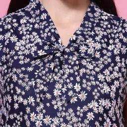 oomph! Women's Floral Relaxed Fit Shirt image 5