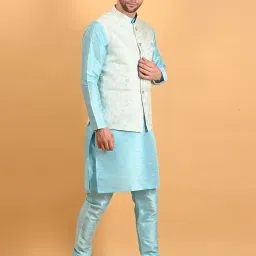 uri and mackenzie Men's Silk Blend Kurta Pajama with Designer Ethnic Nehru Jacket/Modi Jacket image 2