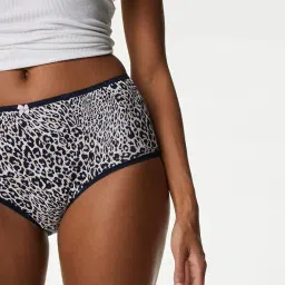 marks & spencer Women's Cotton Boy Short Panties (Pack of 5) image 5