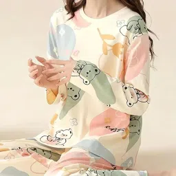 louis luxe Women Pajama Set image 2