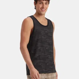 jockey Men's Regular Fit Vest image 1