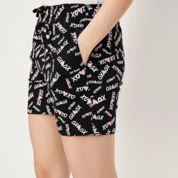 max Women's Shorts image 1