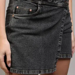 nifty Women's Denim Skorts image 3
