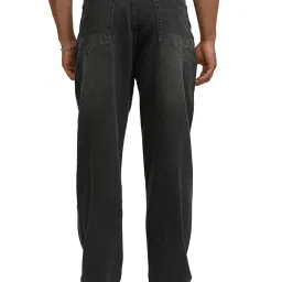 highlander Men's Loose Jeans image 2