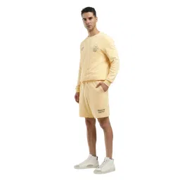 levi's Men's Yellow Regular Fit Shorts image 2