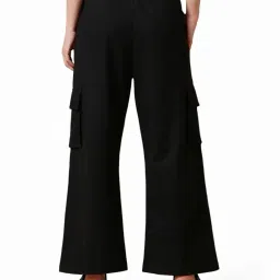 bewakoof Air 1.0 Women's Solid Flared 240 GSM Terry Cargo Pants image 2