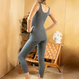 onn Women Base Layer Set image 4