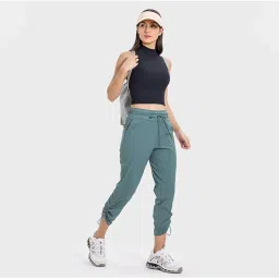 khwaish store Women’s High Neck Ribbed Thermal Inner Fleece Sleeveless Crop Tops Padded Sports Bras Yoga Workout Slim Shockproof Fitness Vest. Pack of 1 image 2