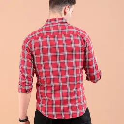 the indian garage co Men Slim Fit Checkered Full Sleeves Spread Collar Casual Shirt image 3