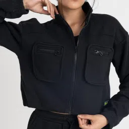 hunnit Cotton Jacket for Women Summer wear | Stylish Cropped Jacket with 2 Pockets | Workout Jackets for Women for Gym | Breathable Jacket for Summer | Athleisure Jacket image 3