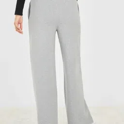 styli Women’s Loose-Fit Cotton Joggers | Elasticated Waistband with Drawstring Closure & Side Pockets | Comfortable Everyday Wear for Women & Girls image 3