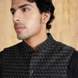 amazon brand - symbol Men Lightweight Nehru Jacket image 3