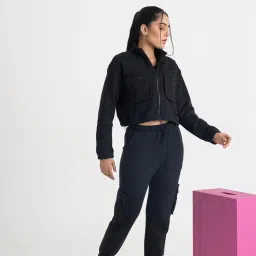 hunnit Cotton Jacket for Women Summer wear | Stylish Cropped Jacket with 2 Pockets | Workout Jackets for Women for Gym | Breathable Jacket for Summer | Athleisure Jacket image 4