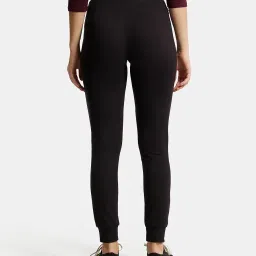 jockey 1323 Women's Super Combed Cotton Elastane French Terry Slim Fit Joggers with Zipper Pockets image 2