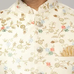 uri and mackenzie Men's Silk Blend Kurta Pyjama with Stylish Embroidered Ethnic Jacket image 4