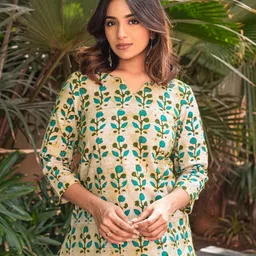 jaipur fashion Casual Regular Sleeves Printed Women Green Top-picture-15