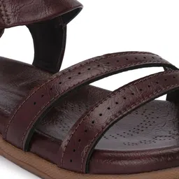 karaddi Women Sports Sandal image 5